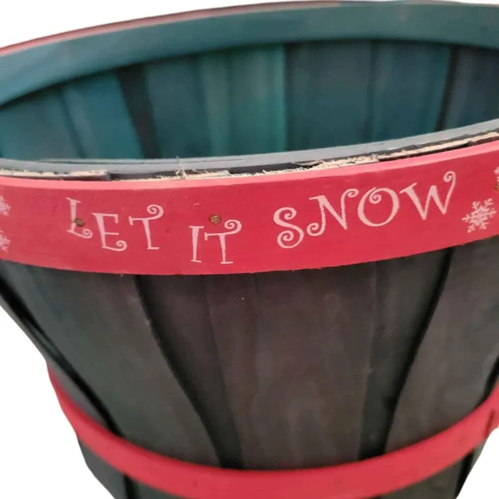 NWT Vintage 2003 Green and Red Let It Snow Bushel Basket